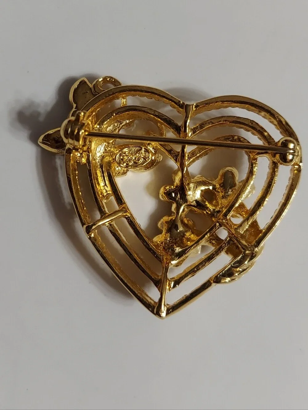 L&J Textured Rope Gold Tone/3-D Faceted Cut Crystal Heart w/ Butterfly & Flowers
